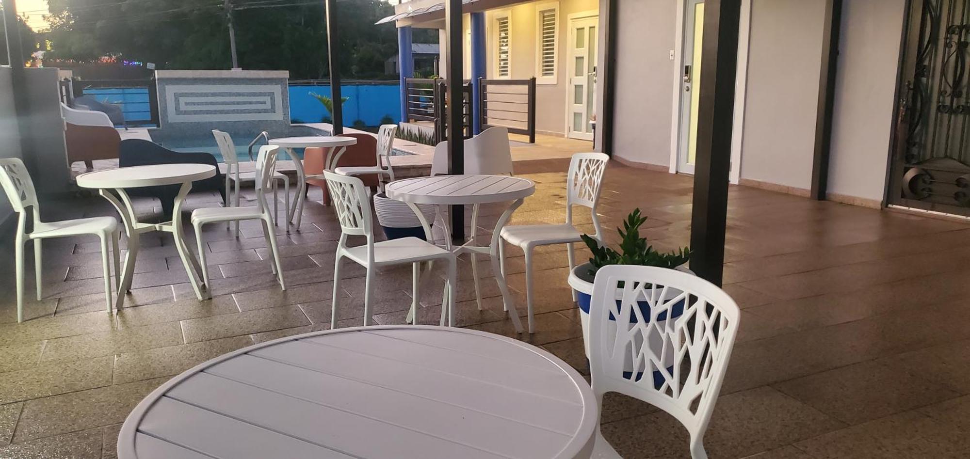 2 Palmas Str Hotel Aguadilla Exterior foto